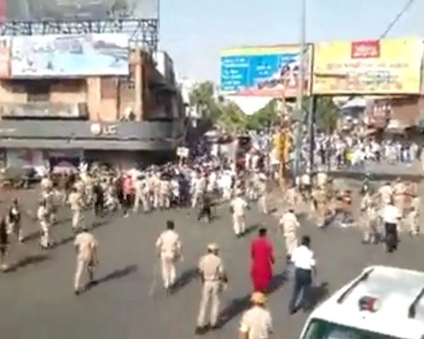 जोधपुर के 10 थाना क्षेत्रों में कर्फ्यू, 1000 पुलिसकर्मी तैनात, 97 उपद्रवी गिरफ्तार - Curfew in 10 police station areas of Jodhpur, 1000 policemen deployed