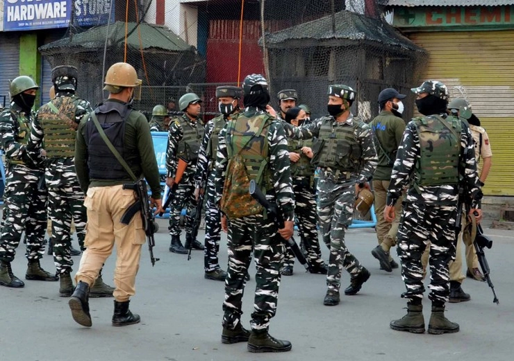 जम्‍मू कश्‍मीर : NIA ने नए आतंकी संगठनों और उनके मददगारों पर कसा शिकंजा, 16 ठिकानों पर की छापेमारी