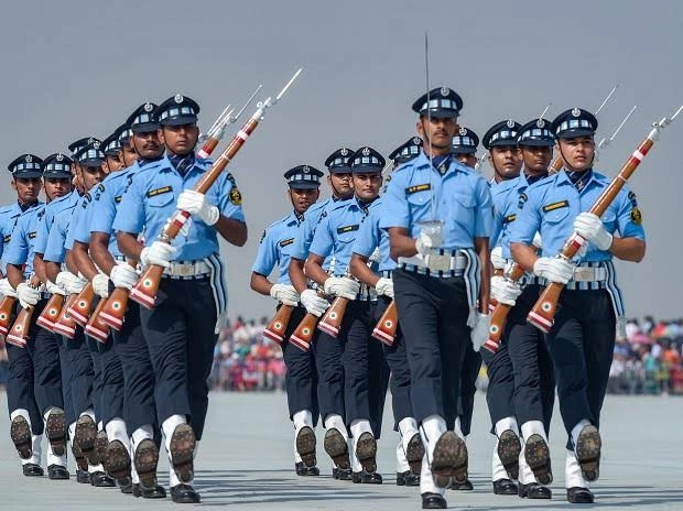 Indian Air Force Recruitment 2023: बारावी उत्तीर्ण साठी हवाई दलात नोकरीची संधी