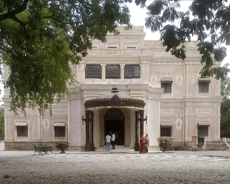 इंदौर के समस्त महलों का सिरमौर लालबाग पैलेस - Lalbagh Palace Sirmaur of all the palaces of Indore