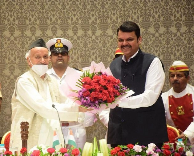 क्या डिप्टी सीएम बनकर खुश नहीं हैं फडणवीस? - Is Maharashtra Deputy CM Devendra Fadnavis not happy