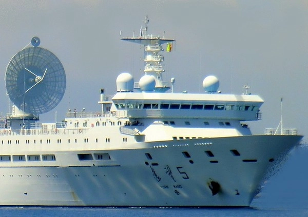 मिसाइल-सैटेलाइट ट्रैक करने वाला चीनी जासूसी जहाज श्रीलंका के बंदरगाह पर तैनात, भारत की चिंता को लेकर बीजिंग का बड़ा बयान - Chinese research ship Yuan Wang 5 docks at Sri Lanka's Hambantota port