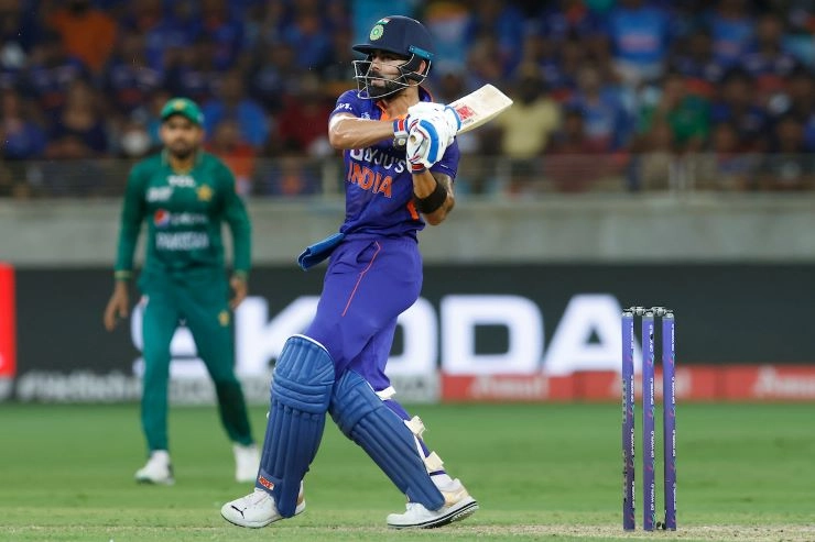 'सर्वश्रेष्ठ से कम कुछ भी नहीं', विराट ने बताया पाक गेंदबाजों के खिलाफ खेलने का अनुभव