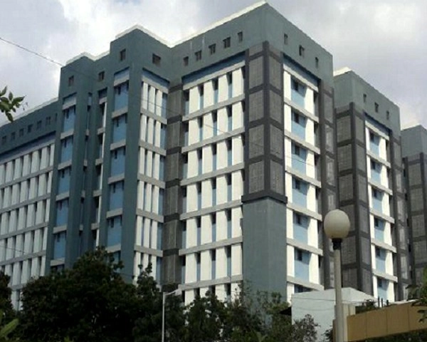 अहमदाबाद के एलजी मेडिकल कॉलेज ने बदला नाम, अब नया नाम होगा नरेंद्र मोदी मेडिकल कॉलेज - Ahmedabad : Ahead of PMs birthday, AMC suggests renaming of LG Medical College to Narendra Modi Medical College
