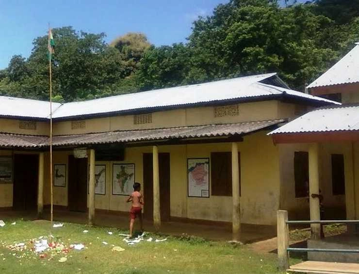 असम में समाप्त होंगे स्कूली शिक्षकों के 8,000 खाली पद, जानिए क्यों - 8,000 posts of school teachers to be abolished in Assam