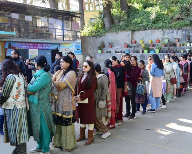 Himachal Election : हिमाचल प्रदेश में खत्म हुई वोटिंग, 8 दिसंबर को होगी मतगणना