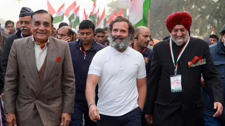 'भारत जोड़ो यात्रा' में शामिल हुए पूर्व सेनाध्यक्ष दीपक कपूर, भाजपा और कांग्रेस में वाकयुद्ध - Former Army Chief Deepak Kapoor participated in Bharat Jodo Yatra