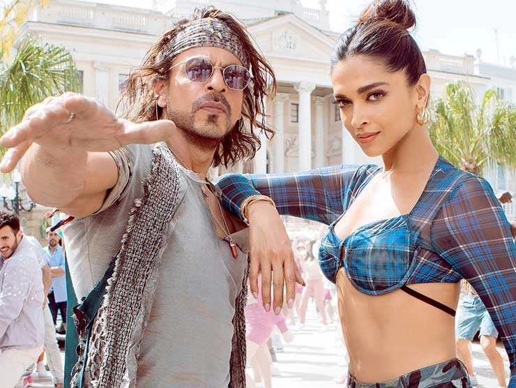 Deepika Padukone action scene in pathaan is most sexy fight scene I ever saw says Shah Rukh Khan - Deepika Padukone action scene in pathaan is most sexy fight scene I ever saw says Shah Rukh Khan