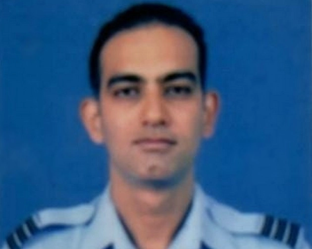 Wing Commander Sumedh Ashok Jamkar विंग कमांडर सुमेध अशोक जामकर यांचा वायुसेना पुरस्काराने गौरव