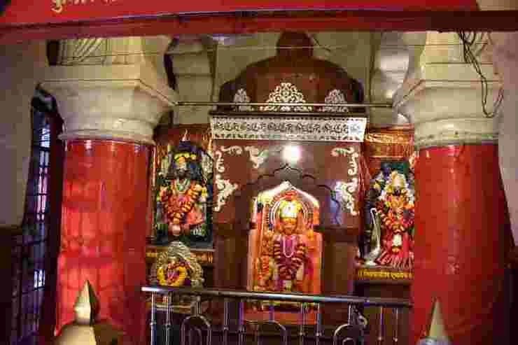 Amalner: अमलनेर के मंगलग्रह मंदिर में स्थित मंगलदेव की मूर्ति की क्या है खासियत? - What is the specialty of the idol of Mangal Dev