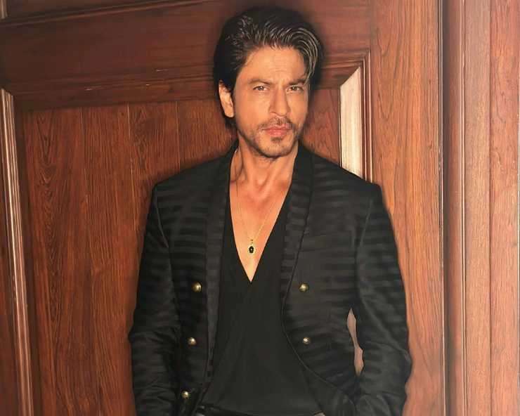 फैन ने जताई शाहरुख खान के संग सिगरेट पीने की इच्छा, किंग खान ने दिया मजेदार जवाब | ask srk session shahrukh khan funny reply to fans