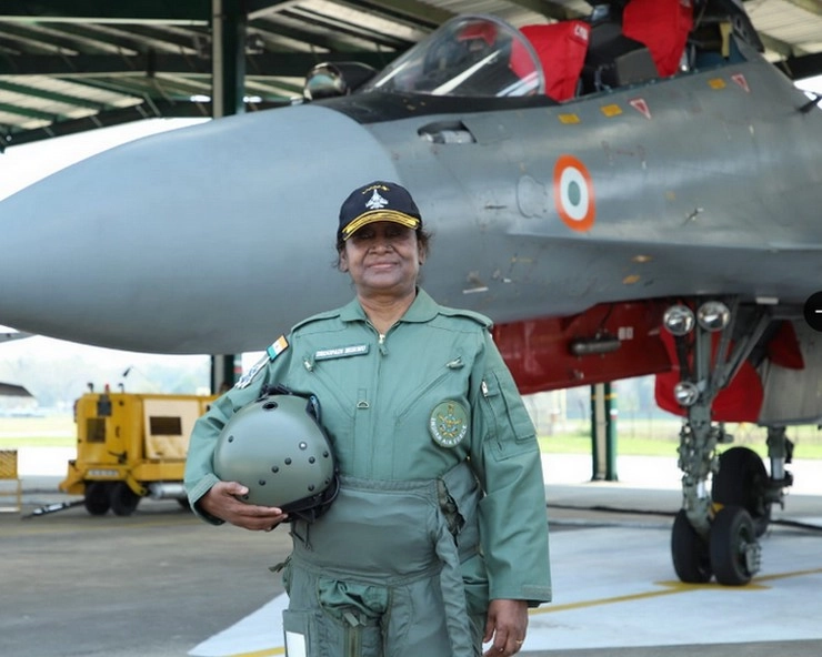 असम के तेजपुर से राष्ट्रपति मुर्मू ने सुखोई-30 एमकेआई लड़ाकू विमान में भरी उड़ान