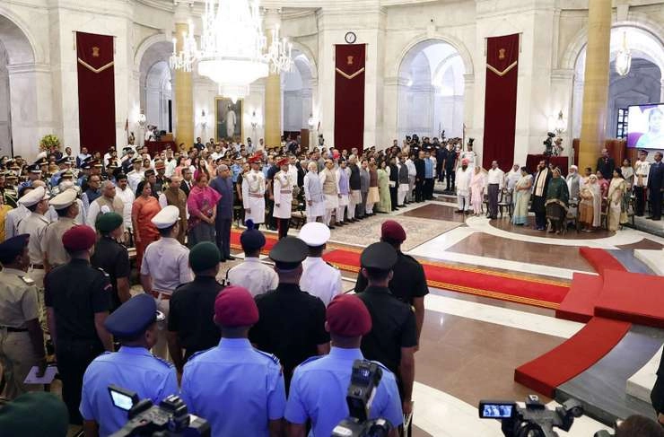 राष्ट्रपति मुर्मू ने 8 कीर्ति चक्र, 29 शौर्य चक्र प्रदान किए - President Draupadi Murmu presented 8 Kirti Chakras and 29 Shaurya Chakras