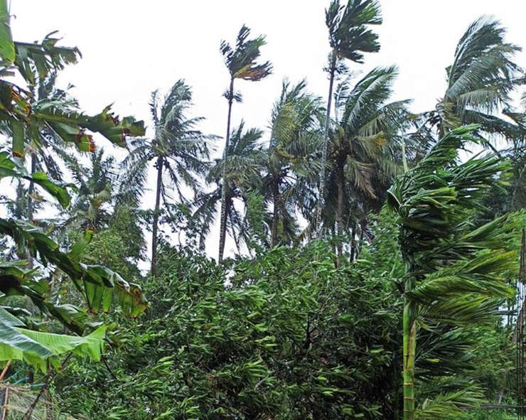 बांग्लादेश पर आज Cyclone Mocha का साया, उठ सकती है 12 फीट ऊंची लहरें