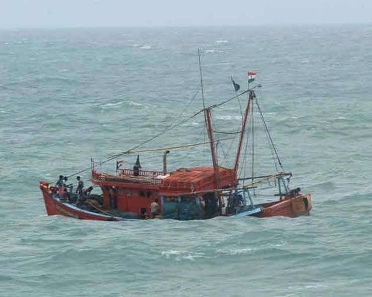 पाकिस्तान ने 80 भारतीय मछुआरों को किया रिहा - Pakistan releases 80 Indian fishermen from Karachi jail