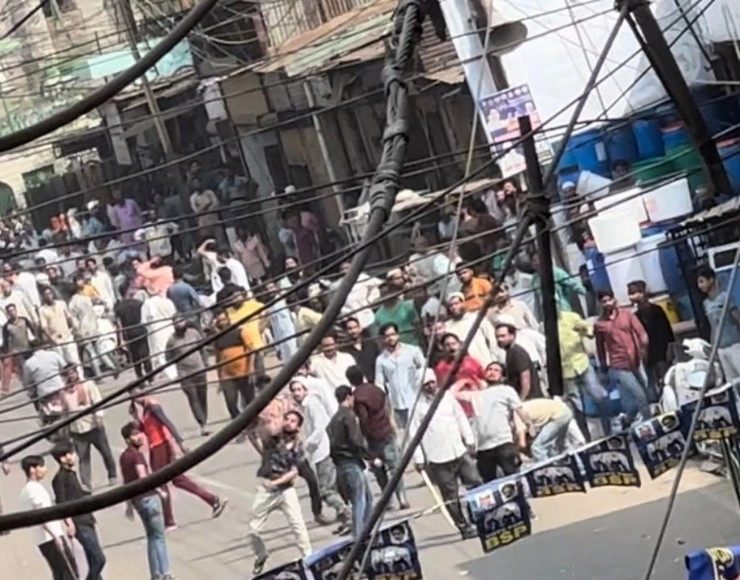 Violence erupted in Ahmednagar