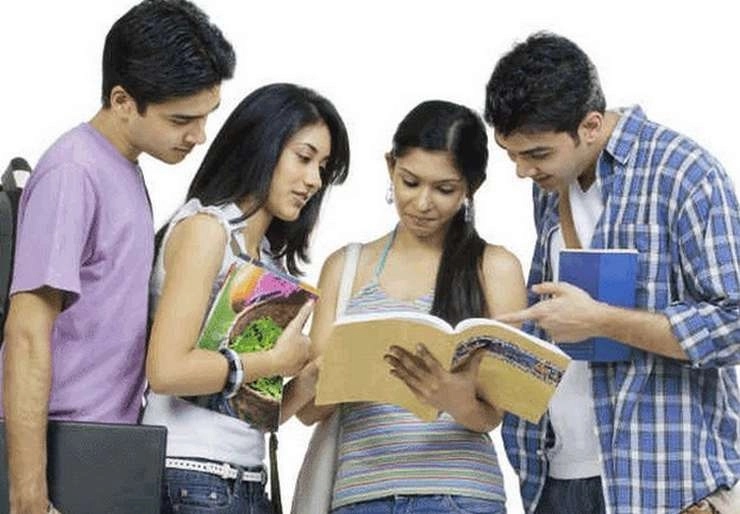 दर्शना पवार : MPSC आणि UPSC परीक्षेचं वास्तव विद्यार्थी आणि त्यांचे पालक का स्वीकारत नाहीत?