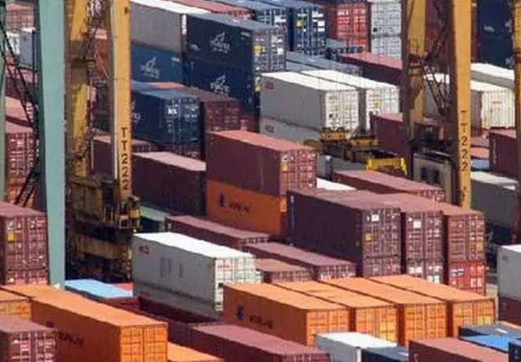 देश का निर्यात मई में 10.3 प्रतिशत घटकर 34.98 अरब डॉलर रहा - country's exports declined by 10.3 percent to $34.98 billion in May
