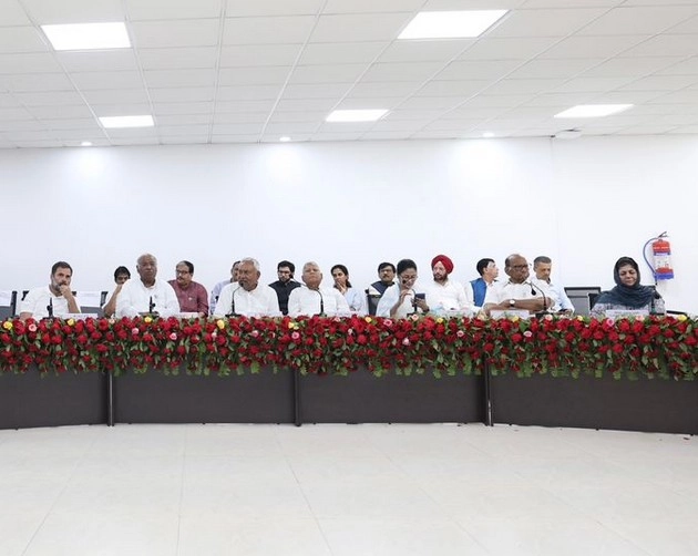 पटना में जुटे 15 दल क्या बिगाड़ सकेंगे बीजेपी का खेल - opposition meeting in bihar