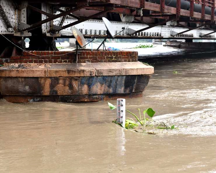Delhi: यमुना का जलस्तर खतरे के निशान से नीचे आया, बारिश से चिंता बरकरार, IMD ने दी चेतावनी