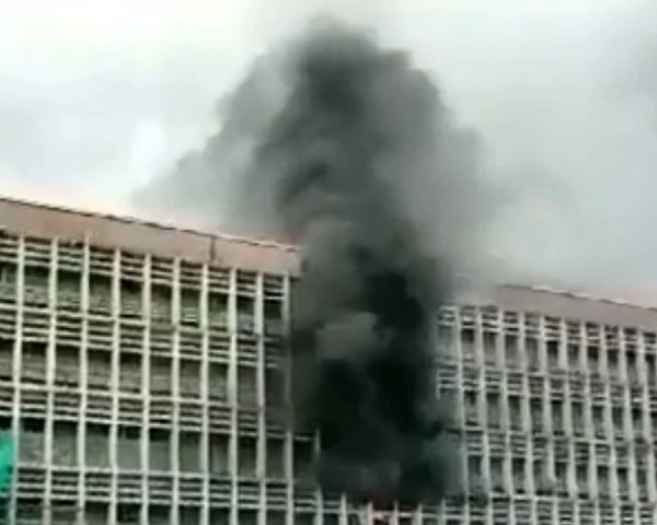 Fire in Delhi AIIMS