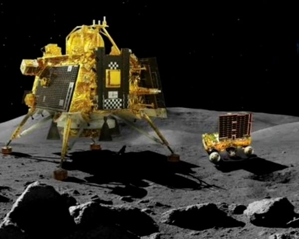 प्रज्ञान रोवर ने चांद की सतह पर 8 मीटर की दूरी तय की, उपकरण चालू हुए - Pragyan rover covered a distance of 8 meters on the lunar surface, instruments started
