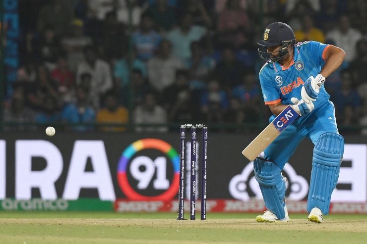 यह काम करने से आ सकती है रोहित की फॉर्म वापस, ऑस्ट्रेलियाई दिग्गज Michael Clarke ने दी राय - Fatigued Rohit Sharma needs break ahead of T20  World Cup says Michael Clarke