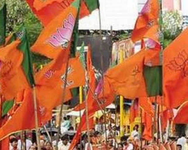 Rajasthan Election : टिकट से वंचित नेताओं ने बढ़ाई मुश्किलें, भाजपा कार्यालय पर विरोध प्रदर्शन - Protest by supporters of ticket-deprived leaders at BJP office in Rajasthan