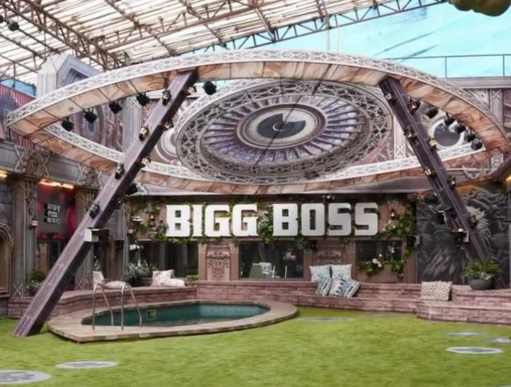 Bigg Boss 17 : थैरेपी रूम से लेकर आर्काइव रूम तक, मेकर्स ने दिखाई 'बिग बॉस हाउस' की झलक | bigg boss 17 new promo out makers give sneak peak of inside house