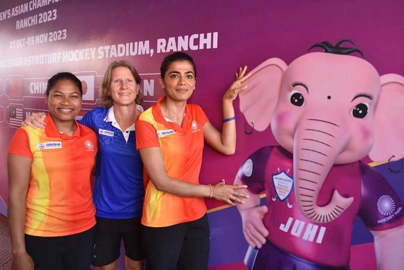 सविता पुनिया की अगुवाई में भारतीय महिला हॉकी टीम खेलेगी ओलंपिक क्वालिफायर - Savita Punia to lead Indian Hockey Women team in Olympic Qualifiers