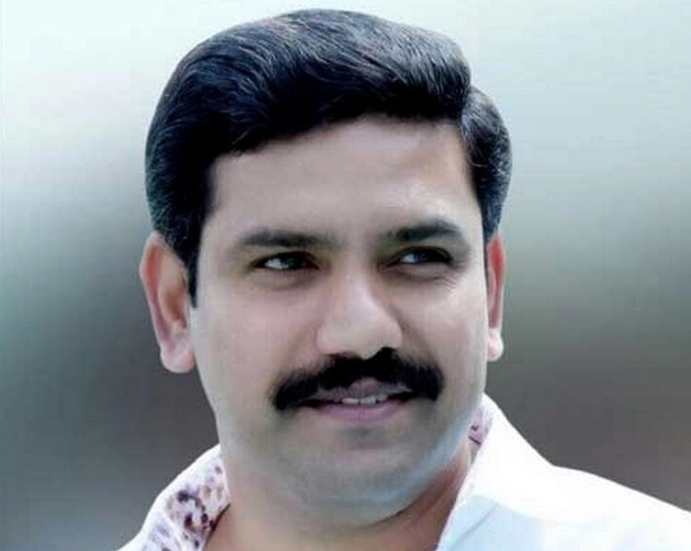 कर्नाटक में बड़ा फेरबदल, येदियुरप्पा के बेटे को मिली BJP की कमान - BS Yediyurappa's son Vijayendra appointed chief of BJP's Karnataka unit