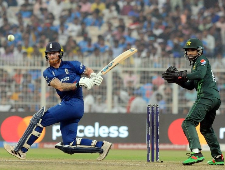 बिना किसी शतक के पाकिस्तान के खिलाफ 337 रन बनाए इंग्लैंड ने