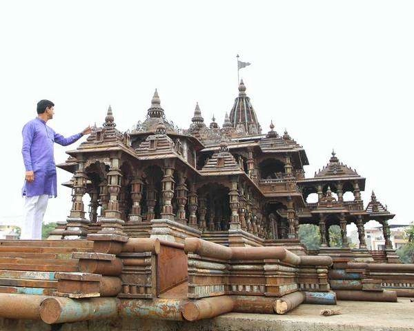 आयरन वेस्ट से इंदौर में बनी अयोध्या के श्रीराम मंदिर की प्रतिकृति