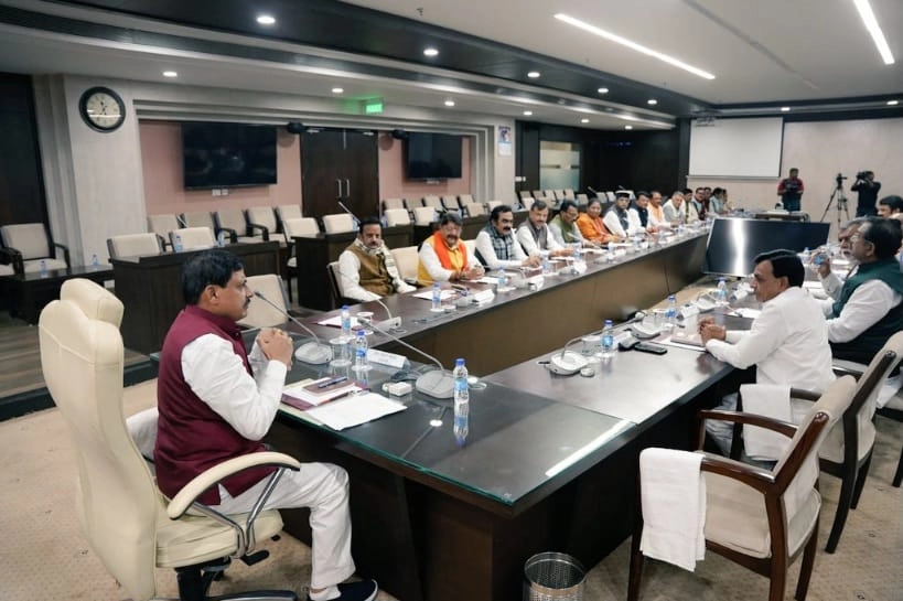 डॉ. मोहन यादव कैबिनेट के मंत्रियों के विभागों के बंटवारे पर जारी है मंथन, बड़े विभागों पर टिकी नजर - Division of portfolios of Mohan Yadav cabinet ministers
