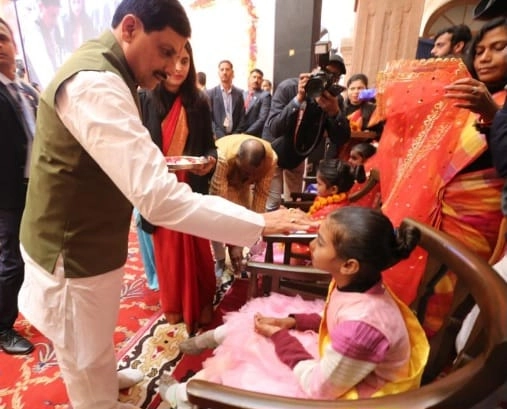 लाड़ली बहनों के खाते में CM मोहन यादव ने ट्रांसफर की 8 वीं किश्त, कांग्रेस पर कसा तंज