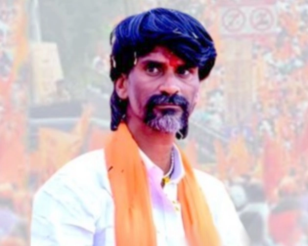 Maratha Reservation : मनोज जरांगे को नहीं मिली प्रदर्शन की अनुमति, मुंबई पुलिस ने थमाया नोटिस - Manoj Jarange did not get permission to protest