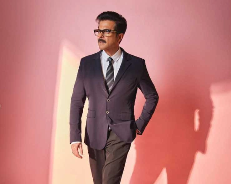 5 looks where Anil Kapoor ditched black and opted for vibrant coloured suit - 5 looks where Anil Kapoor ditched black and opted for vibrant coloured suit