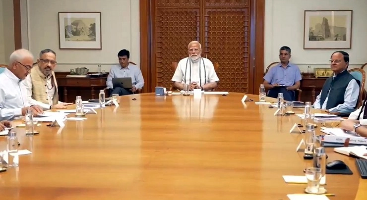 वोटिंग खत्म होते ही एक्शन मोड में PM मोदी, 100 दिन के एजेंडे को लेकर बैठक - Heatwave To Cyclone Remal: PM Modi Chairs Key Review Meetings