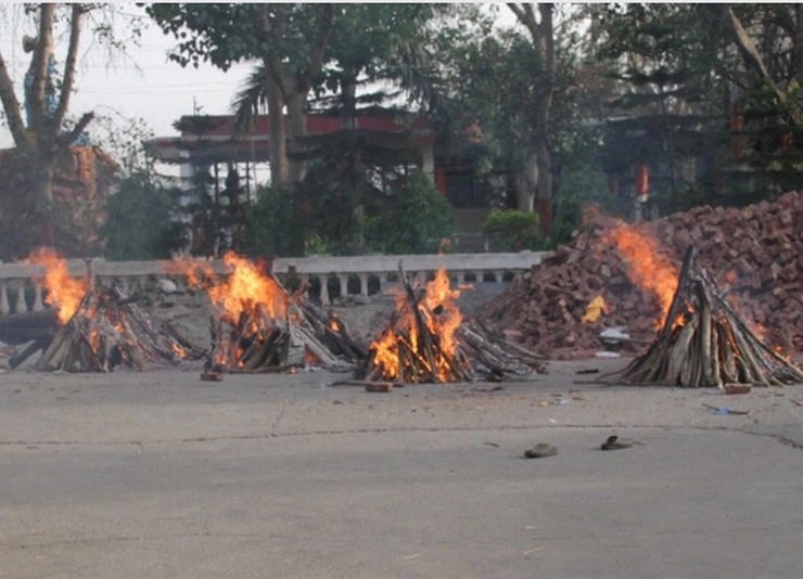 cremation in national capital delhi.jpg