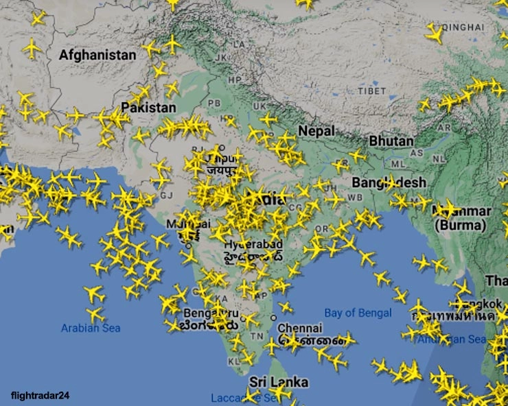 Microsoft Server Down के बाद भारत के आसमान में विदेशी विमानों का ट्रैफिक जाम, ऐसा दिखा नजारा - Foreign Flights Dominated The Indian Skies after Microsoft Outage