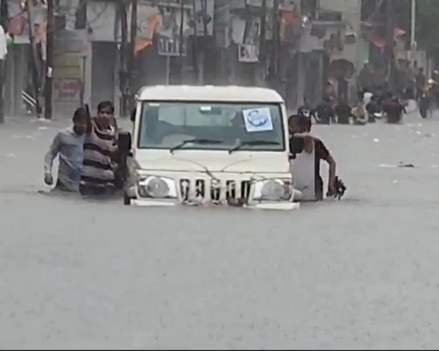 vadodara rain