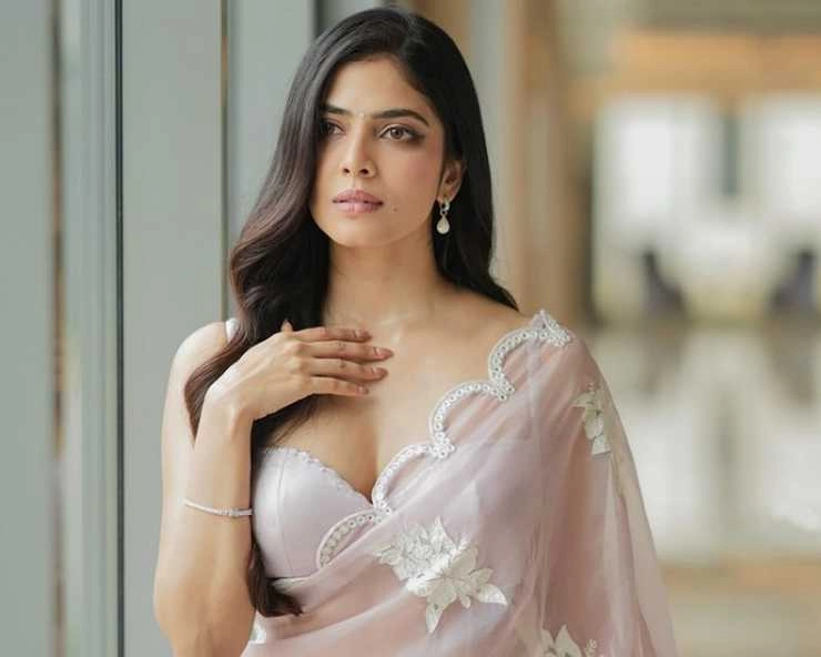 From Thangalaan to Sardaar 2 check out Malavika Mohanans upcoming films lineup - From Thangalaan to Sardaar 2 check out Malavika Mohanans upcoming films lineup