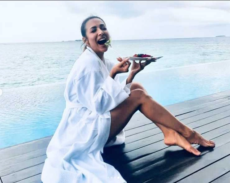 malaika arora enjoy holiday amid breakup with arjun kapoor share her hot bikini photos - malaika arora enjoy holiday amid breakup with arjun kapoor share her hot bikini photos