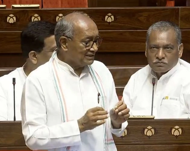 दिग्विजय का बड़ा हमला, मोदी राज में न आमदनी बढ़ी न मजदूरी - digvijay singh in rajyasabha on budget