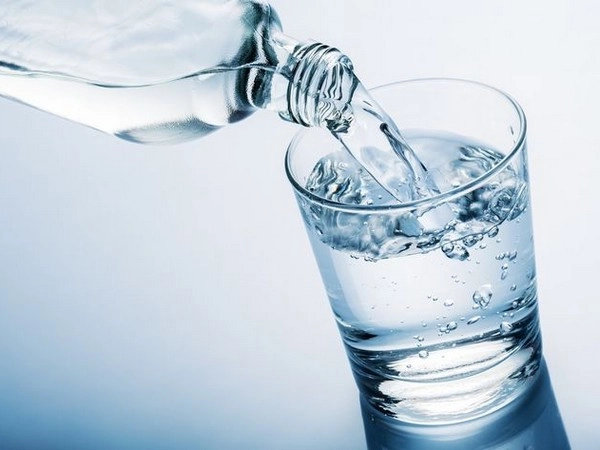 America: जास्त पाणी प्यायल्याने 35 वर्षीय महिलेचा मृत्यू, 20 मिनिटांत प्यायले 4 लिटर पाणी