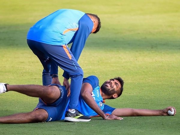 Jasprit Bumrah ruled out of T 20 World Cup, Reports: ഇന്ത്യക്ക് പ്രഹരം, ഞെട്ടി ആരാധകര്‍; ജസ്പ്രീത് ബുംറ ലോകകപ്പില്‍ നിന്ന് പുറത്ത് !