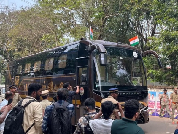 Nava Kerala Bus