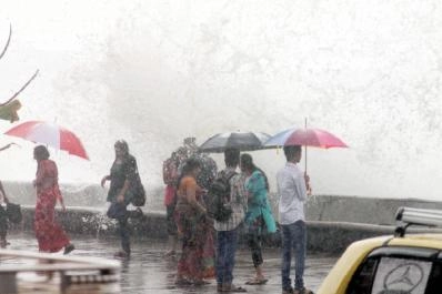 महाराष्ट्रात मुसळधार पाऊस