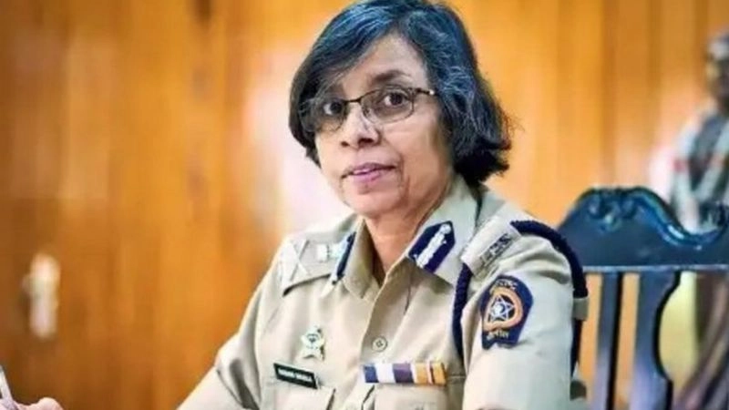 ज्येष्ठ पोलिस अधिकारी डॉ. रश्मी शुक्ला यांची पोलिस महासंचालकांची नियुक्ती अद्याप रखडली
