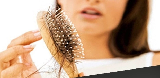केसगळतीचा पोटाशी काय संबंध? केस गळणे लवकर थांबवण्याचा उपाय